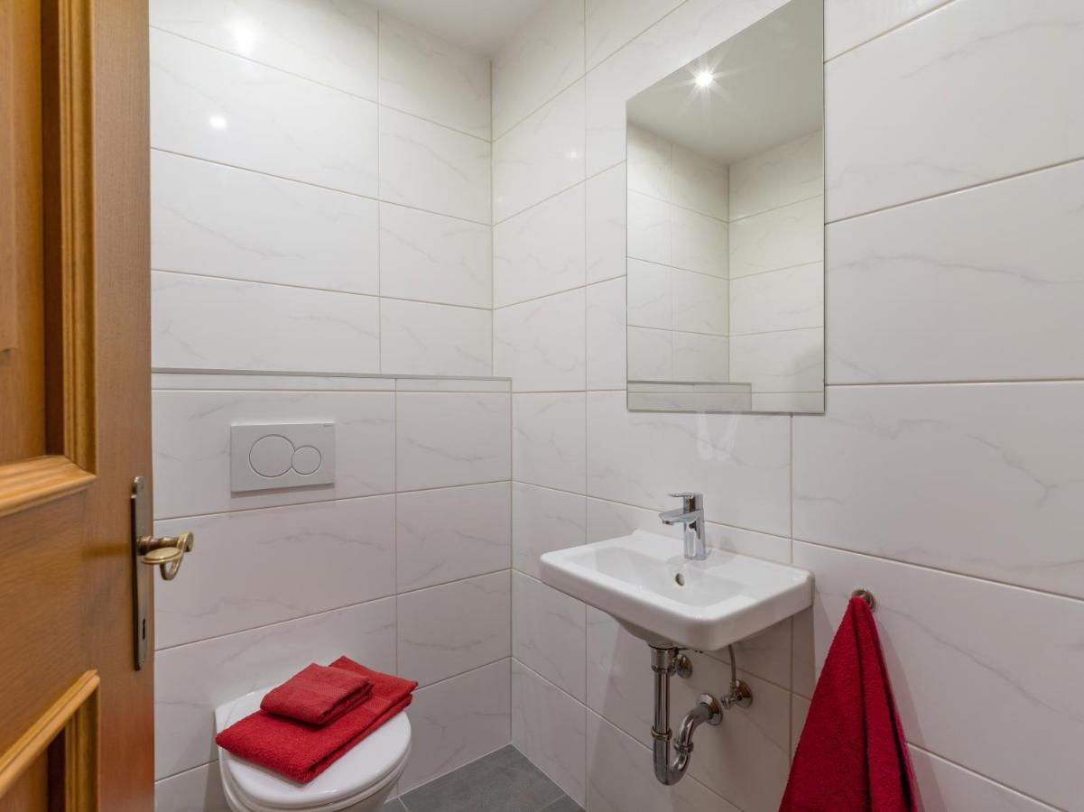 Haus Melanie Apartment แกร์โลสแบร์ก ภายนอก รูปภาพ
