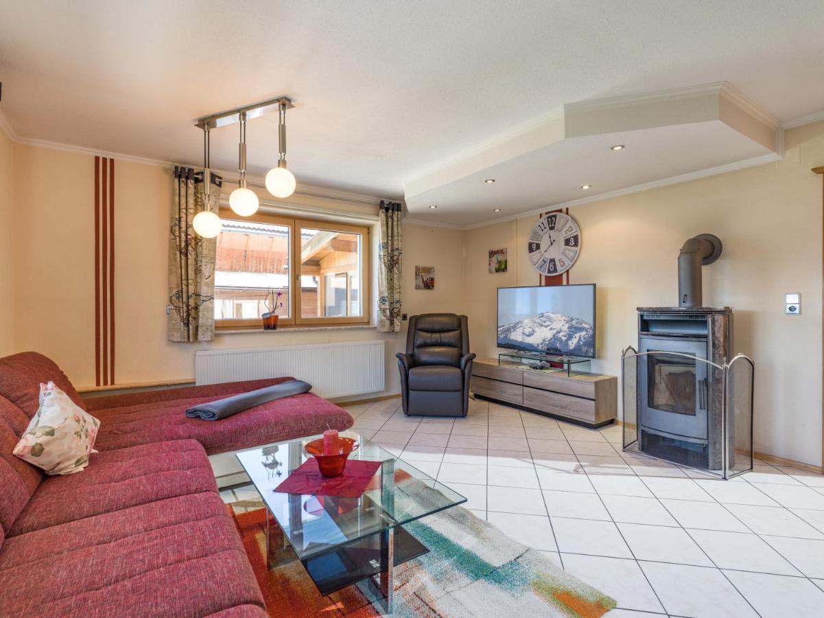 Haus Melanie Apartment แกร์โลสแบร์ก ภายนอก รูปภาพ